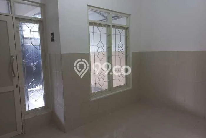 Disewakan Segera Rumah Kondisi Bagus di Area Tambaksari, Surabaya Disewakan Segera Rumah Kondisi Bagus di Area Tambaksari, Surabaya