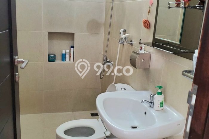 Rumah Sederhana Dijual Lokasi Bulak 3 Kamar dengan Luas Tanah 102m2 Rumah Sederhana Dijual Lokasi Bulak 3 Kamar dengan Luas Tanah 102m2