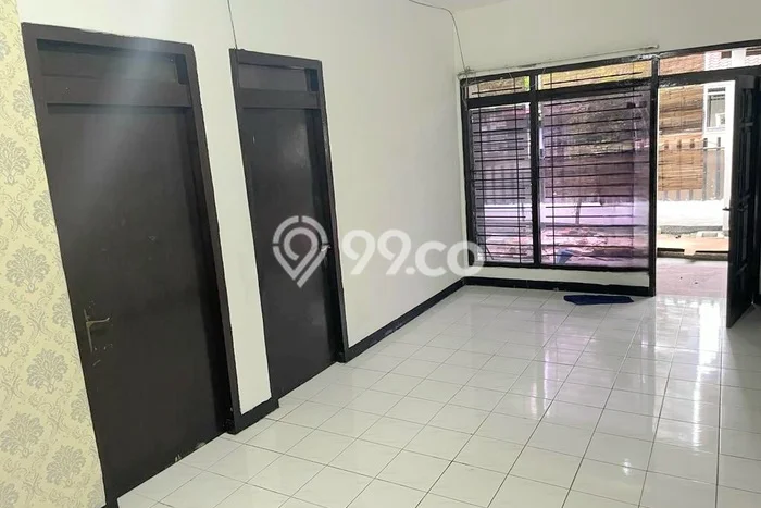 Rumah sewa siap pakai 5 KT di Kutisari, Surabaya Rumah sewa siap pakai 5 KT di Kutisari, Surabaya
