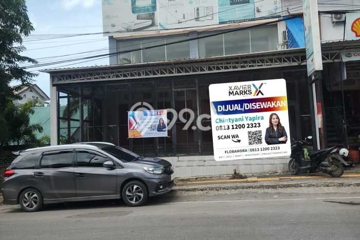 Unit Ruko disewakan di Oebobo Kupang dengan LT 210m2 / LB 270m2 Unit Ruko disewakan di Oebobo Kupang dengan LT 210m2 / LB 270m2