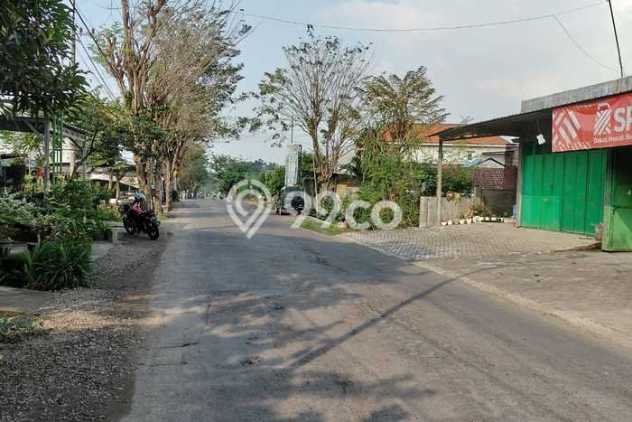 Tanah Dijual di Gresik Seluas 557m2 Strategis Tanah Dijual di Gresik Seluas 557m2 Strategis
