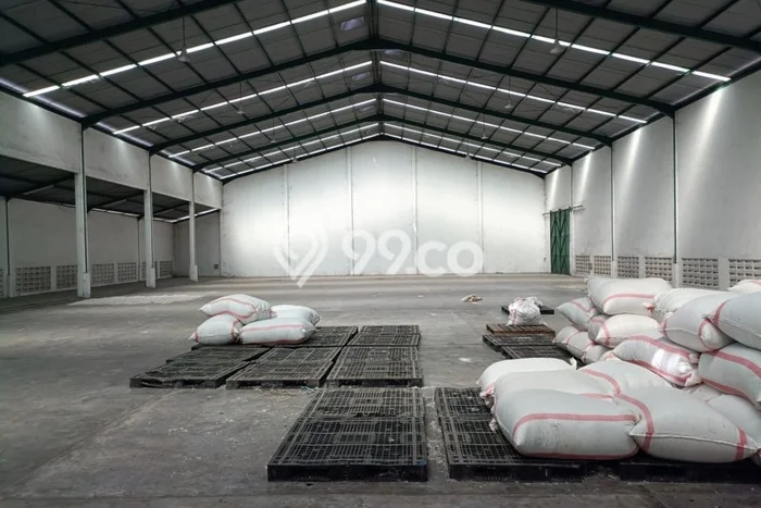 Gudang untuk disewa di Wonoayu punya LT 7880m2 & LB 2784m2 harga sewa kompetitif Gudang untuk disewa di Wonoayu punya LT 7880m2 & LB 2784m2 harga sewa kompetitif