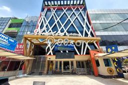 Unit Komersial Dijual di Jakarta Selatan LT 283m2 & LB 1603m2 Unit Komersial Dijual di Jakarta Selatan LT 283m2 & LB 1603m2