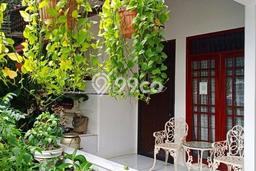 Ready to Use! Luxury House LT 200m2 Desain Elegan di Jati Padang Ready to Use! Luxury House LT 200m2 Desain Elegan di Jati Padang
