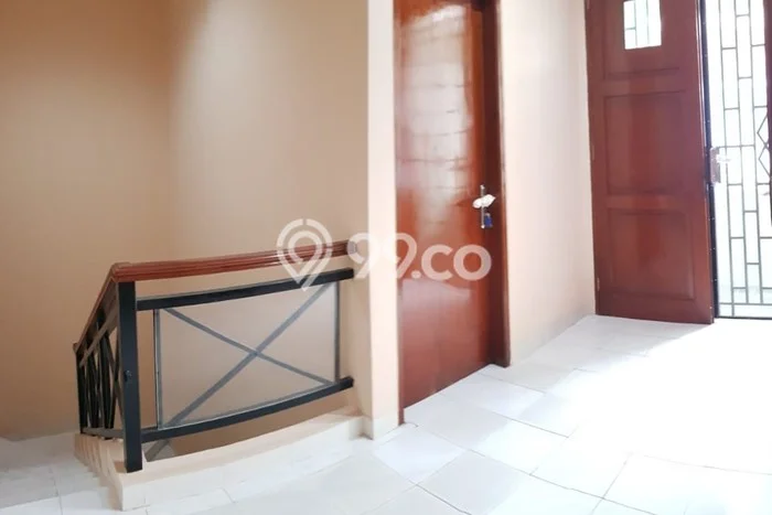 Jarang Ada! Rumah Kontrakan 4 Kamar Bagus Siap Huni Daan Mogot Jarang Ada! Rumah Kontrakan 4 Kamar Bagus Siap Huni Daan Mogot