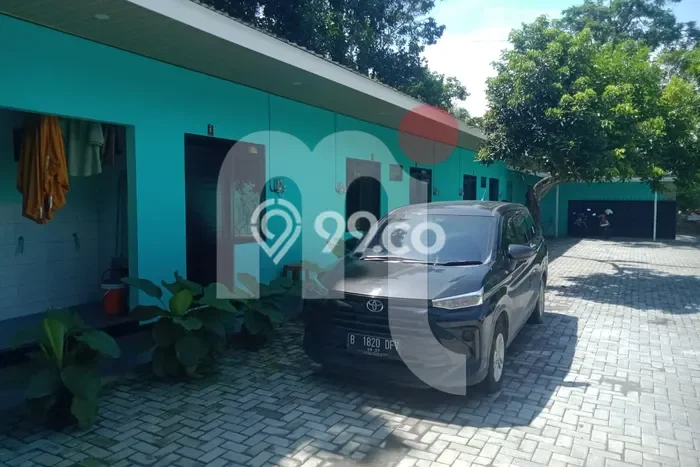Disewakan Gudang komersial di Gunung Pati luas bangunan 300m2 Disewakan Gudang komersial di Gunung Pati luas bangunan 300m2