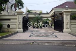 Rumah Mewah Siap Huni LT 1410m2 di Wonocolo, Surabaya Rumah Mewah Siap Huni LT 1410m2 di Wonocolo, Surabaya