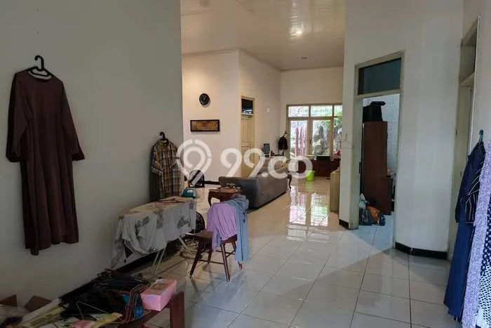 Siap Huni Hunian Elit 7 Kamar di Semarang Barat Dekat ke Mana Saja Siap Huni Hunian Elit 7 Kamar di Semarang Barat Dekat ke Mana Saja