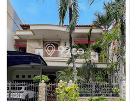 For Sale! Luxury House LT 200m2 Desain Modern di Permata Buana For Sale! Luxury House LT 200m2 Desain Modern di Permata Buana