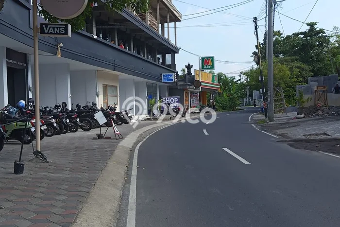 Unit Komersial Disewakan di Badung Kawasan Strategis Harga Kompetitif Unit Komersial Disewakan di Badung Kawasan Strategis Harga Kompetitif
