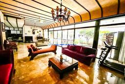 Ready to Use! Luxury House LT 731m2 Desain Elegan di Simprug Ready to Use! Luxury House LT 731m2 Desain Elegan di Simprug