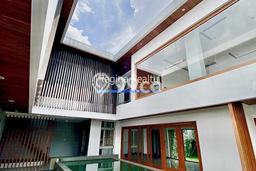 For Sale! Luxury House LT 489m2 Desain Modern di Pondok Indah For Sale! Luxury House LT 489m2 Desain Modern di Pondok Indah