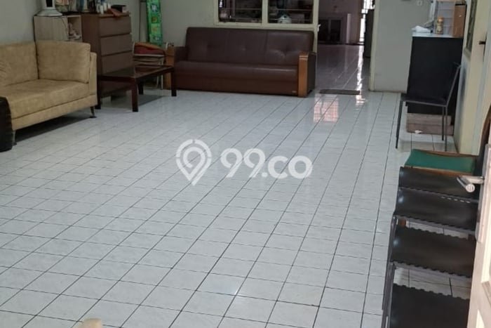 Rumah Modern 3 KT di Gajah Mada Jakarta Pusat Unfurnished Rumah Modern 3 KT di Gajah Mada Jakarta Pusat Unfurnished