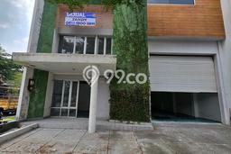 Gudang Dijual di Tangerang LT 550m2 & LB 300m2 Lokasi Terbaik! Gudang Dijual di Tangerang LT 550m2 & LB 300m2 Lokasi Terbaik!