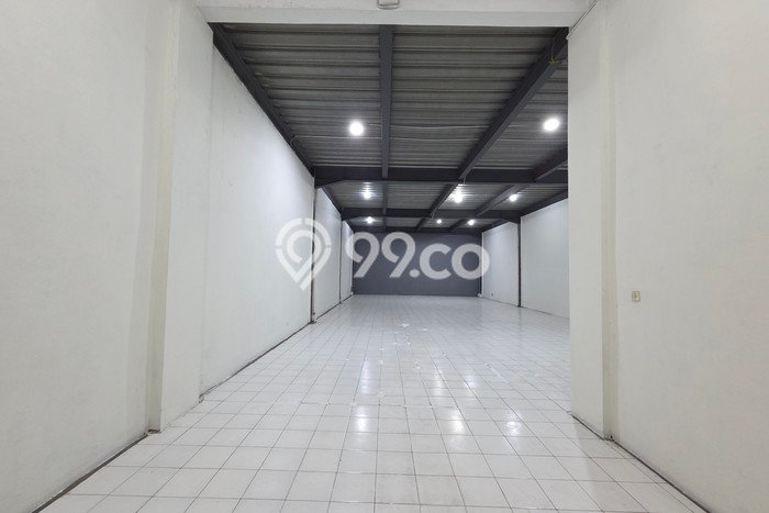 Gudang Dijual di Jakarta Utara LT 891m2 & LB 1800m2 Lokasi Terbaik! Gudang Dijual di Jakarta Utara LT 891m2 & LB 1800m2 Lokasi Terbaik!