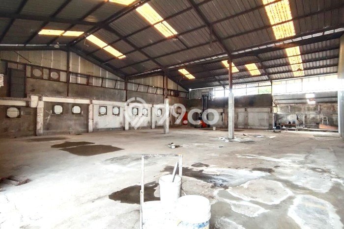 Unit Komersial Disewakan di Jakarta Barat Area Strategis Harga Kompetitif Unit Komersial Disewakan di Jakarta Barat Area Strategis Harga Kompetitif