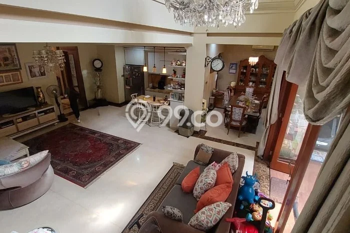 Ready to Use! Premium House LT 432m2 Desain Elegan di Slipi Ready to Use! Premium House LT 432m2 Desain Elegan di Slipi