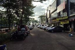 Ruko Bagus Dijual LB 194m2 Lokasi Strategis Tangerang Area Cocok untuk Berbisnis Ruko Bagus Dijual LB 194m2 Lokasi Strategis Tangerang Area Cocok untuk Berbisnis