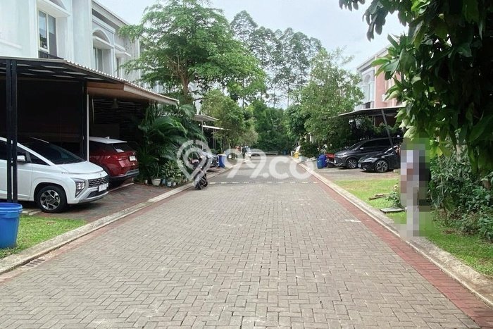 Rumah Luas Asri 2 KT Siap Pakai di BSD Sevilla Tangerang Rumah Luas Asri 2 KT Siap Pakai di BSD Sevilla Tangerang