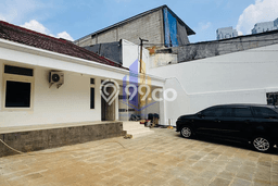 Disewakan Rumah Konsep Modern di Kebayoran Baru Jakarta Selatan dengan 3 KT Disewakan Rumah Konsep Modern di Kebayoran Baru Jakarta Selatan dengan 3 KT