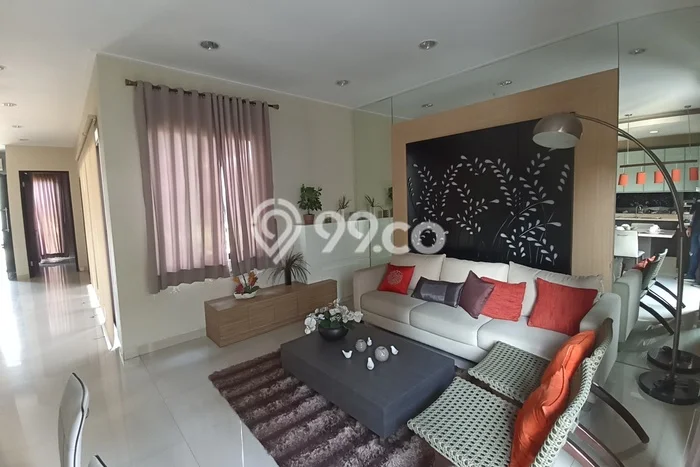 For Sale! Luxury House LT 245m2 Desain Modern di Daan Mogot For Sale! Luxury House LT 245m2 Desain Modern di Daan Mogot