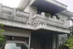 Ready to Use! Luxury House LT 600m2 Desain Modern di Puri Indah Ready to Use! Luxury House LT 600m2 Desain Modern di Puri Indah