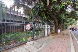 For Sale! Luxury House LT 475m2 Desain Modern di Gandaria For Sale! Luxury House LT 475m2 Desain Modern di Gandaria