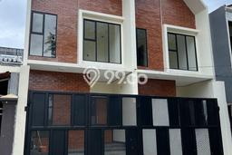 For Sale Hunian Rumah Nyaman 4 Kamar di Meruya, Jakarta Barat For Sale Hunian Rumah Nyaman 4 Kamar di Meruya, Jakarta Barat