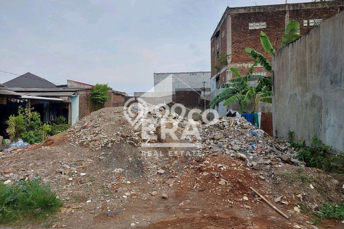 Kavling Tanah di Pedurungan Dijual Luas 242m2 Legalitas SHM Kavling Tanah di Pedurungan Dijual Luas 242m2 Legalitas SHM