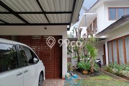 Hunian Mewah LB 450m2 Siap Pakai Desain Elegan di Bintaro, Tangerang Selatan Hunian Mewah LB 450m2 Siap Pakai Desain Elegan di Bintaro, Tangerang Selatan