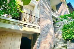 Rumah Eksklusif Siap Huni LT 276m2 di Menteng, Jakarta Pusat Rumah Eksklusif Siap Huni LT 276m2 di Menteng, Jakarta Pusat