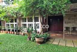 Rumah Eksklusif Dijual LT 987m2 di Kebayoran Baru, Jakarta Selatan Rumah Eksklusif Dijual LT 987m2 di Kebayoran Baru, Jakarta Selatan