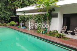 Rumah Luxury Modern Tanpa Renovasi di Kemang Jakarta Selatan Rumah Luxury Modern Tanpa Renovasi di Kemang Jakarta Selatan