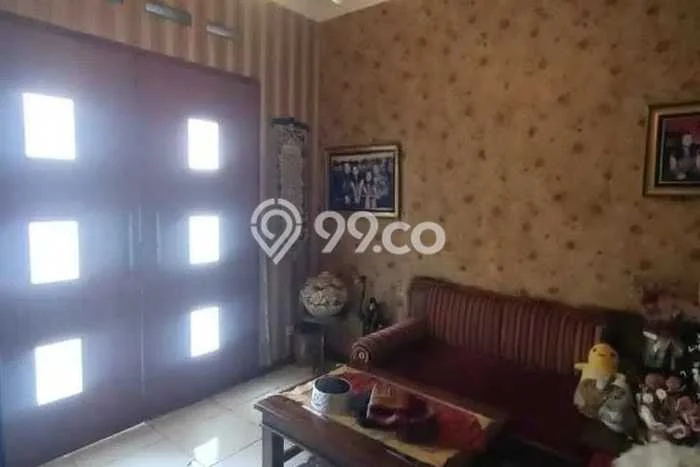 Jual Rumah Eksklusif 4 KT di Buah Batu, Bandung Jual Rumah Eksklusif 4 KT di Buah Batu, Bandung