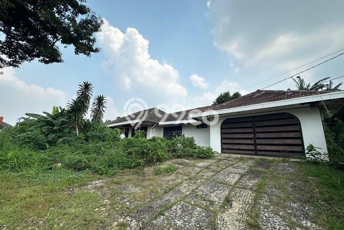 Rumah Murah LT 2619m2 di Pejaten Akses Mudah Rumah Murah LT 2619m2 di Pejaten Akses Mudah