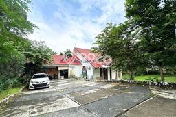 Rumah Luxury Modern Tanpa Renovasi di Kemang Jakarta Selatan Rumah Luxury Modern Tanpa Renovasi di Kemang Jakarta Selatan