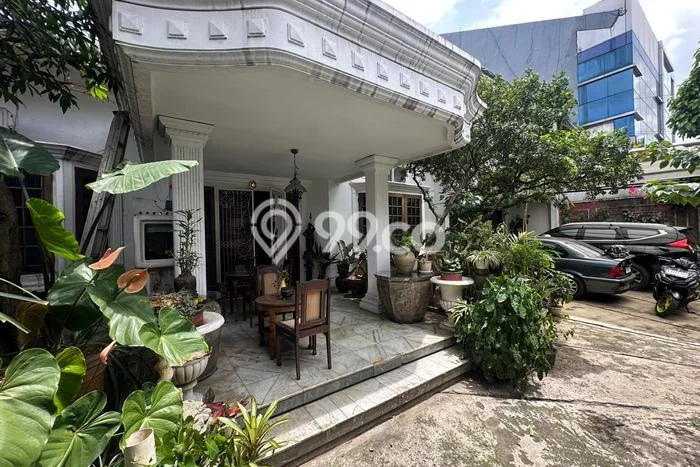 Hunian Minimalis dengan LT 1000m2 & LB 700m2 Dikontrakkan di Kemang Hunian Minimalis dengan LT 1000m2 & LB 700m2 Dikontrakkan di Kemang