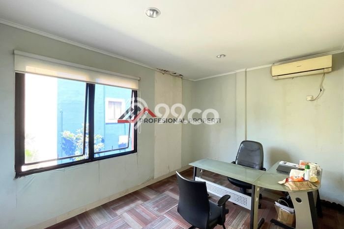 Ruko Dijual di Prime Area Jakarta Selatan Luas 150m2 Ruko Dijual di Prime Area Jakarta Selatan Luas 150m2