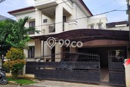 Rumah Mewah LB 500m2 Siap Pakai Desain Elegan di Kemang, Jakarta Selatan Rumah Mewah LB 500m2 Siap Pakai Desain Elegan di Kemang, Jakarta Selatan
