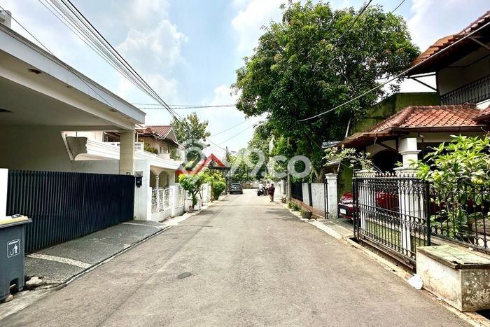Jual Rumah Mewah Elegan Dengan View Eksklusif di Pondok Labu, Jakarta Selatan Jual Rumah Mewah Elegan Dengan View Eksklusif di Pondok Labu, Jakarta Selatan