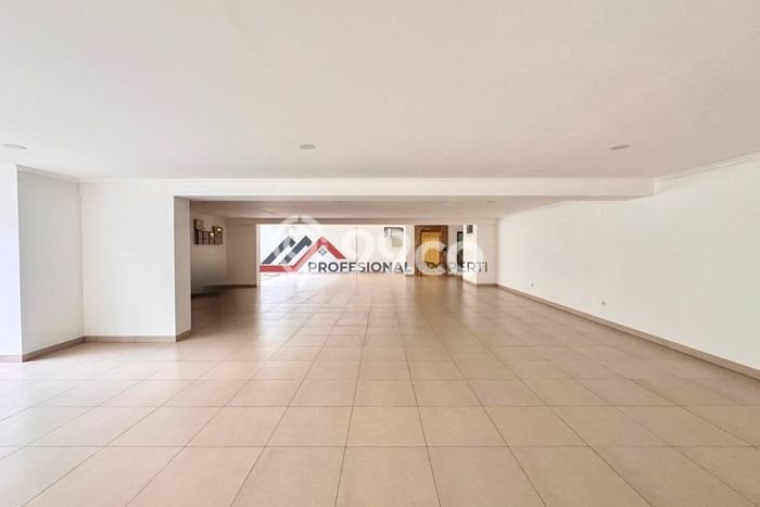 Rumah Mewah Dijual LT 517m2 di Kemang, Jakarta Selatan Rumah Mewah Dijual LT 517m2 di Kemang, Jakarta Selatan