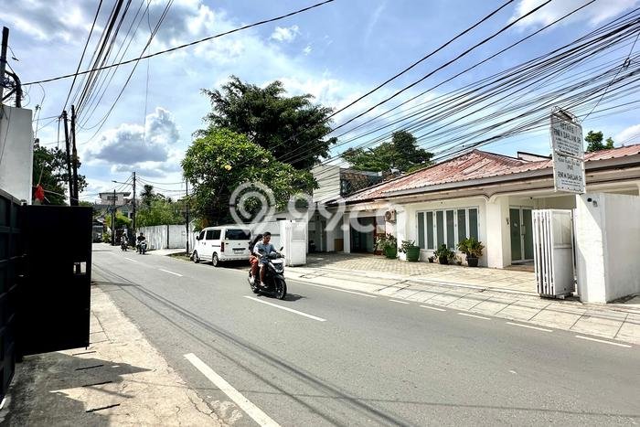 Ruko Bagus Dijual LB 250m2 Lokasi Strategis Jakarta Selatan Area Cocok untuk Bisnis Ruko Bagus Dijual LB 250m2 Lokasi Strategis Jakarta Selatan Area Cocok untuk Bisnis