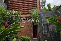 Rumah Elit Modern Tanpa Renovasi di Rempoa Tangerang Selatan Rumah Elit Modern Tanpa Renovasi di Rempoa Tangerang Selatan