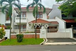 Rumah kawasan Pondok Indah, Dekat Mall, LT 290m² Rumah kawasan Pondok Indah, Dekat Mall, LT 290m²