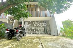 For Sale! Luxury House LT 106m2 Desain Modern di Bintaro For Sale! Luxury House LT 106m2 Desain Modern di Bintaro