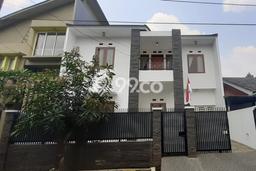 Rumah Disewakan Tangerang Selatan LT 180m2 LB 250m2 Kawasan Bintaro Rumah Disewakan Tangerang Selatan LT 180m2 LB 250m2 Kawasan Bintaro
