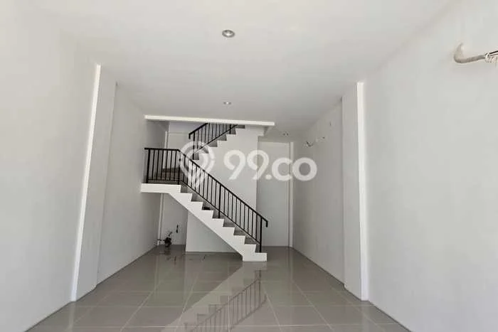 Unit Kantor Paling Strategis di Serpong Tangerang Selatan dengan LB 92m2 Unit Kantor Paling Strategis di Serpong Tangerang Selatan dengan LB 92m2