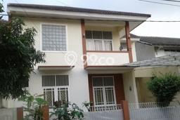 Rumah Eksklusif Dijual LT 200m2 di Pesanggrahan, Jakarta Selatan Rumah Eksklusif Dijual LT 200m2 di Pesanggrahan, Jakarta Selatan