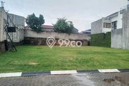 Tanah Dijual Lokasi Strategis di Tangerang Selatan dengan Luas 452m2 Tanah Dijual Lokasi Strategis di Tangerang Selatan dengan Luas 452m2