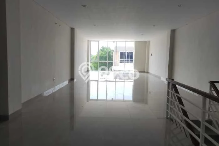 Unit Gudang Disewa Lokasi Pulo Gadung, Jakarta Timur Spesifikasi Luas Bangunan 218m2 Unit Gudang Disewa Lokasi Pulo Gadung, Jakarta Timur Spesifikasi Luas Bangunan 218m2